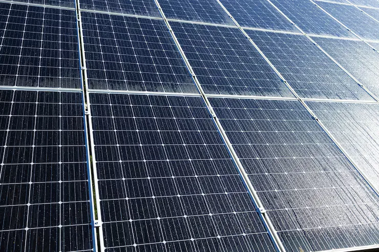 Installation panneaux solaires à Combourg — adekwatts